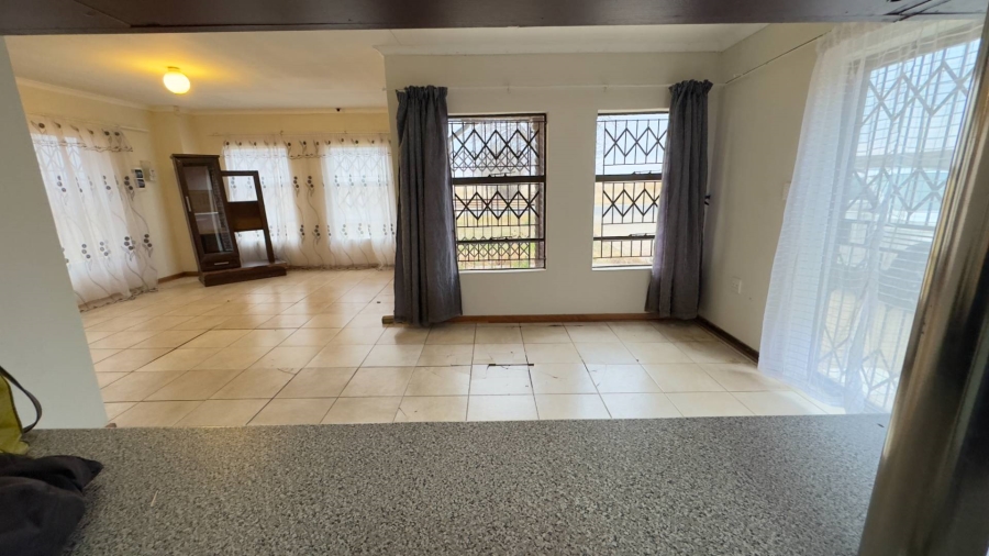 3 Bedroom Property for Sale in Mandela View Free State